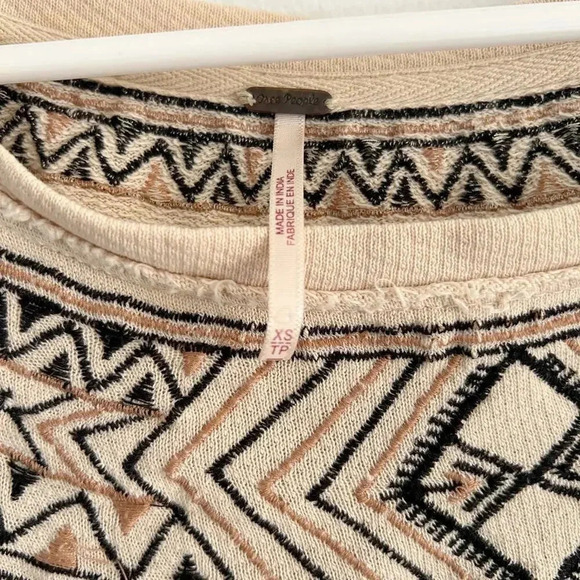 Free People Avalon Boatneck Embroidered Boho Crop Tribal Short Sleeve T-Shirt XS - Picture 8 of 12